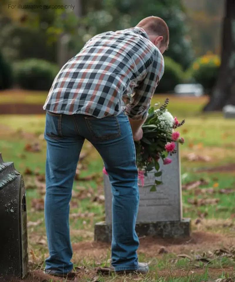 A Stranger Left Flowers at My Husband’s Grave Every Week — One Day I Found Out Who It Was, and I Was Left Speechless