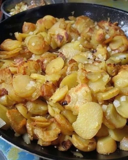 Fried Potatoes And OnionFried Potatoes And Onion